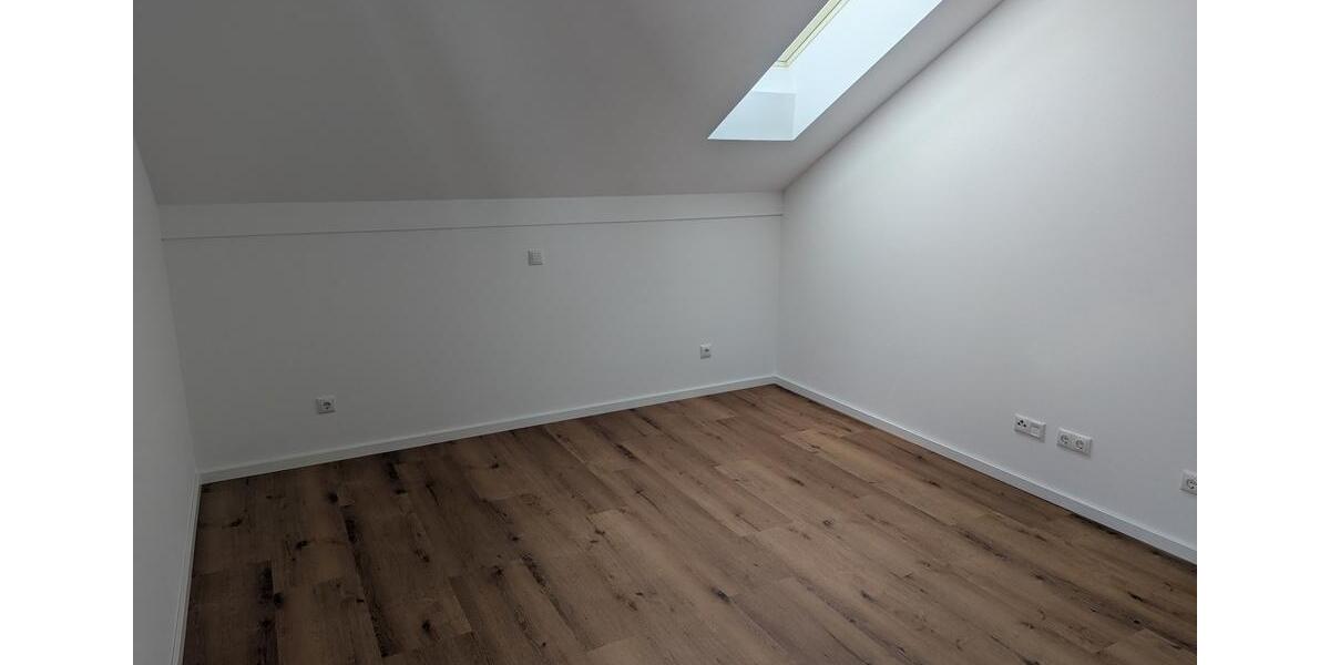 Etagenwohnung Mitterfels - 2 Zimmer, 64 m&sup2;, 765&euro; | Angebot:25148706