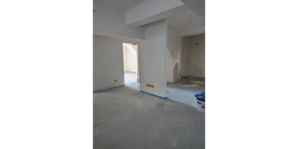 Etagenwohnung Leipzig Seehausen - 4 Zimmer, 113 m&sup2;, 1.325&euro; | Angebot:26155299