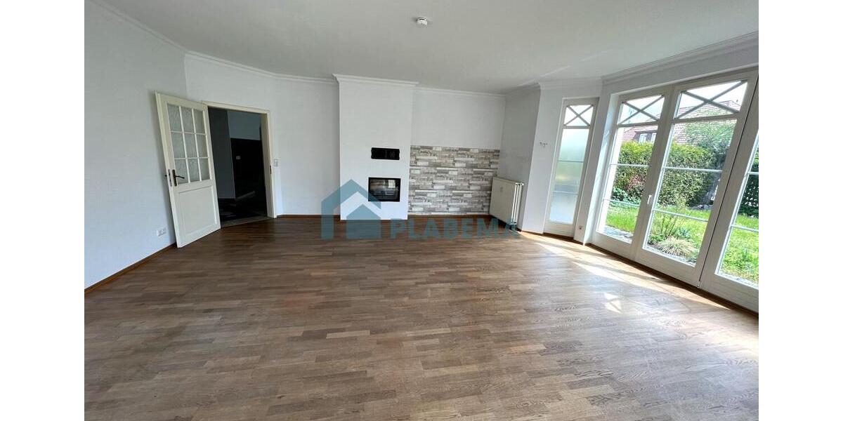 Erdgeschoßwohnung Güstrow - 3 Zimmer, 132 m&sup2;, 1.384&euro; | Angebot:26182631