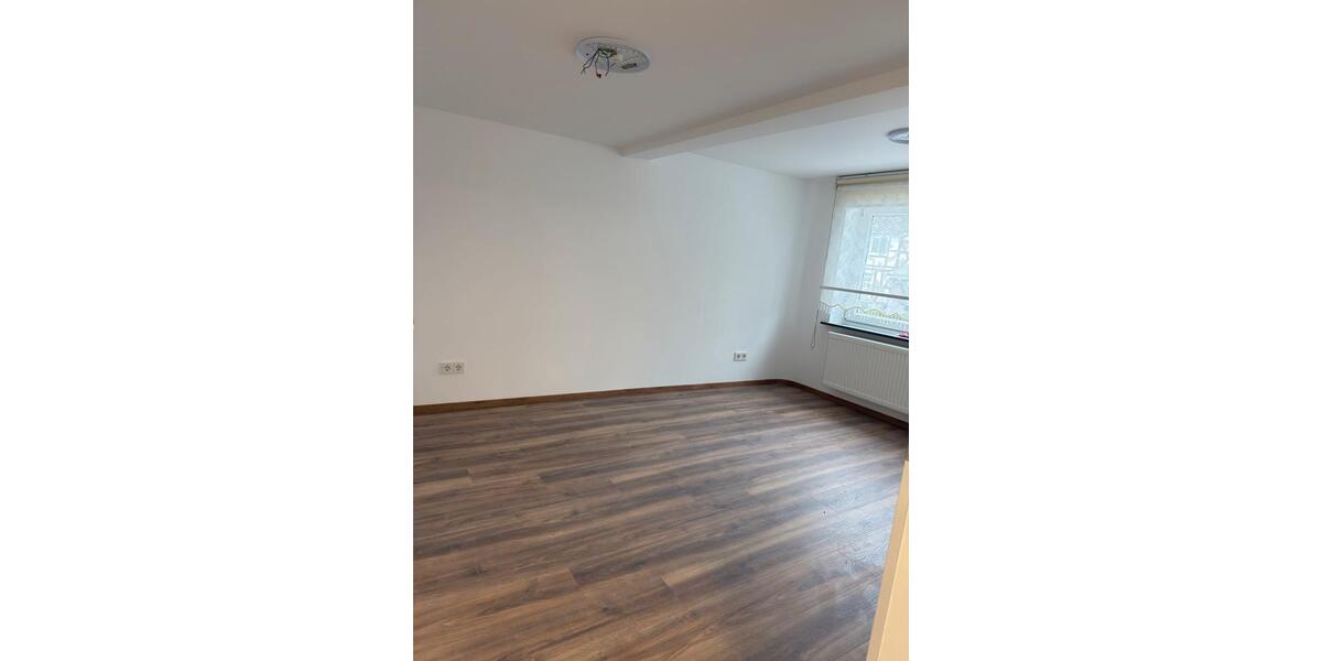 Erdgeschoßwohnung Burbach - 3 Zimmer, 70 m&sup2;, 700&euro; | Angebot:26534149