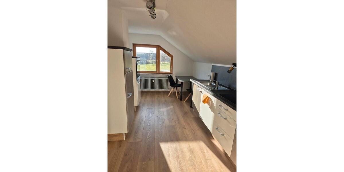 Wohnen auf Zeit Bräunlingen - 3 Zimmer, 60 m&sup2;, 50&euro; | Angebot:25996411