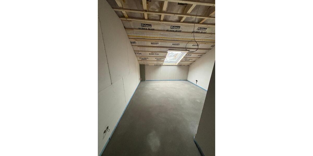 Dachgeschoßwohnung Siegburg - 2 Zimmer, 76 m&sup2;, 1.070&euro; | Angebot:24690315