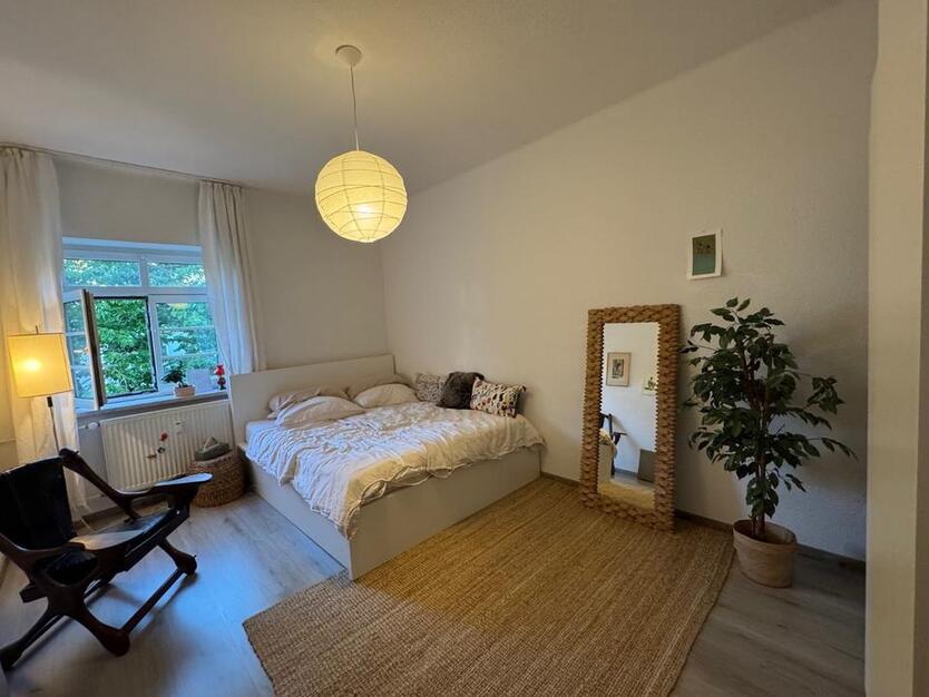 Gut geschnittene 2-RaumWohnung mit Einbauküche