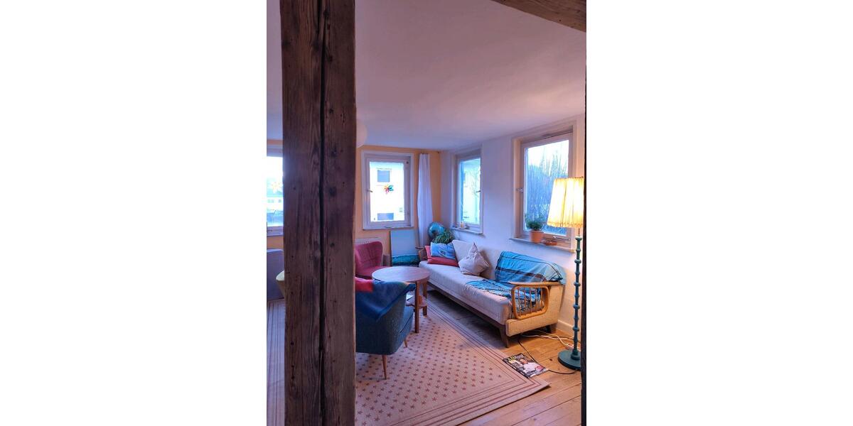 Etagenwohnung Kusterdingen - 9 Zimmer, 250 m&sup2;, 420&euro; | Angebot:25259146