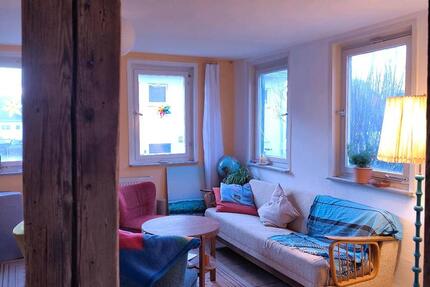 Wohnung Kusterdingen - 9 Zimmer, 250 m&sup2;, 420&euro; | Angebot:25259146