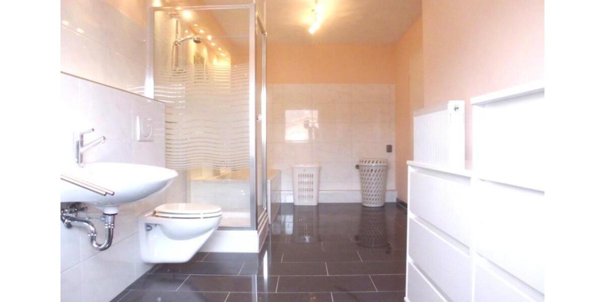 Reihenhaus Heinsberg - 4 Zimmer, 120 m&sup2;, 1.250&euro; | Angebot:24495998