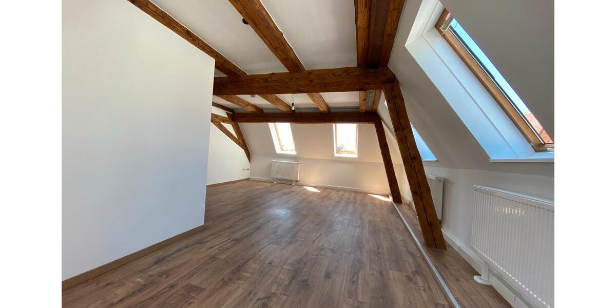 Dachgeschoßwohnung Höchstadt an der Aisch - 3 Zimmer, 79 m&sup2;, 980&euro; | Angebot:26653334