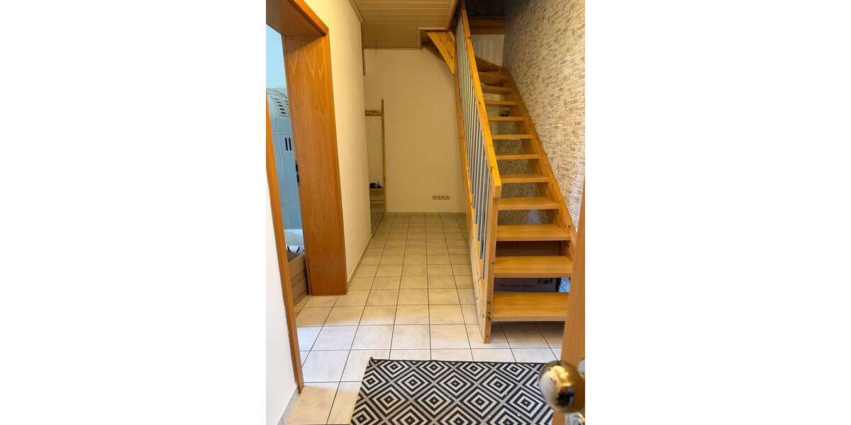 Etagenwohnung Erlangen Frauenaurach - 3 Zimmer, 117 m&sup2;, 1.400&euro; | Angebot:26092188