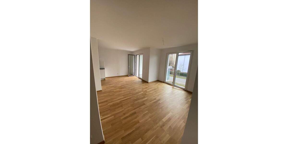 Etagenwohnung Weil am Rhein - 2 Zimmer, 53 m&sup2;, 1.025&euro; | Angebot:25703779