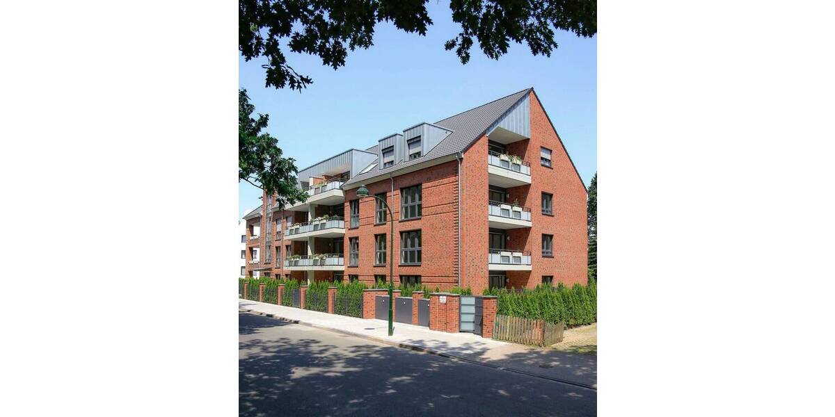 Etagenwohnung Düsseldorf Reisholz - 4 Zimmer, 132 m&sup2;, 1.980&euro; | Angebot:26807091