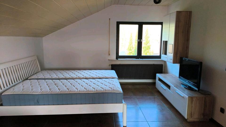 Dachgeschoßwohnung Ilsfeld - 1 Zimmer, 53 m&sup2;, 850&euro; | Angebot:26023485