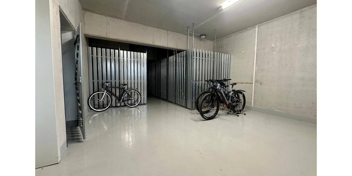 Erdgeschoßwohnung Eisenach - 3 Zimmer, 102 m&sup2;, 1.330&euro; | Angebot:25512320