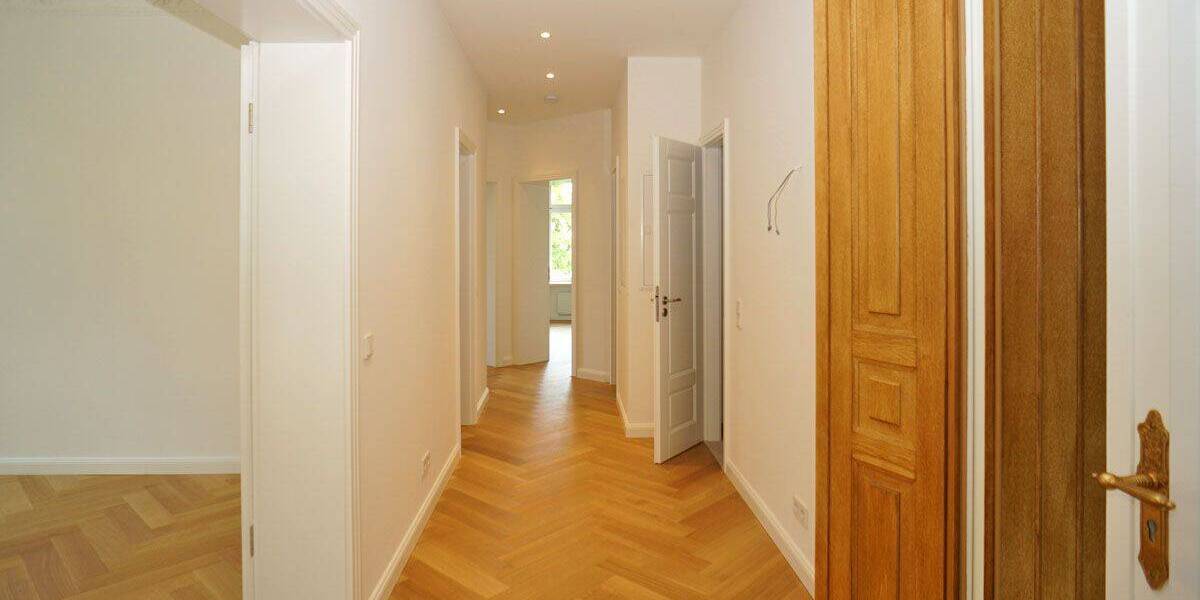 Etagenwohnung Dresden Striesen-Ost - 3 Zimmer, 97 m&sup2;, 1.895&euro; | Angebot:26767950