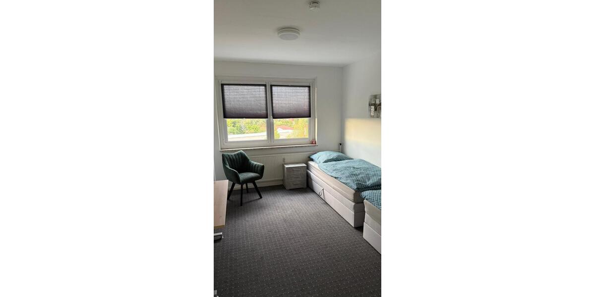 Wohnen auf Zeit Merseburg - 4 Zimmer, 72 m&sup2;, 25&euro; | Angebot:24478659