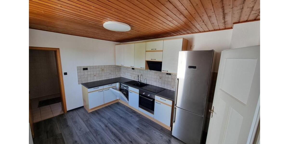 Etagenwohnung Warburg - 3 Zimmer, 80 m&sup2;, 600&euro; | Angebot:25396344