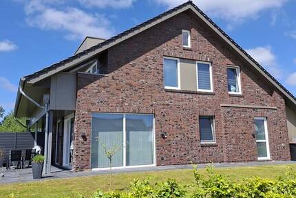 Haus Wangerland Hohenkirchen - 4 Zimmer, 130 m&sup2;, 1.430&euro; | Angebot:26763472