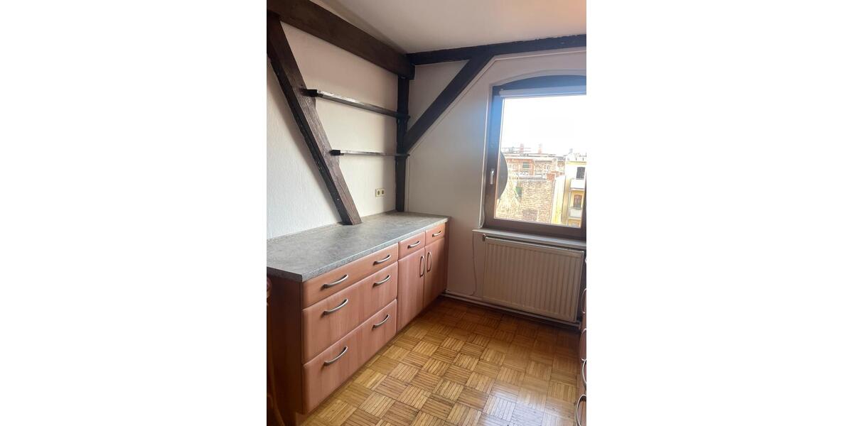 Dachgeschoßwohnung Halle (Saale) Am Wasserturm/Thaerviertel - 2 Zimmer, 60 m&sup2;, 648&euro; | Angebot:26020584