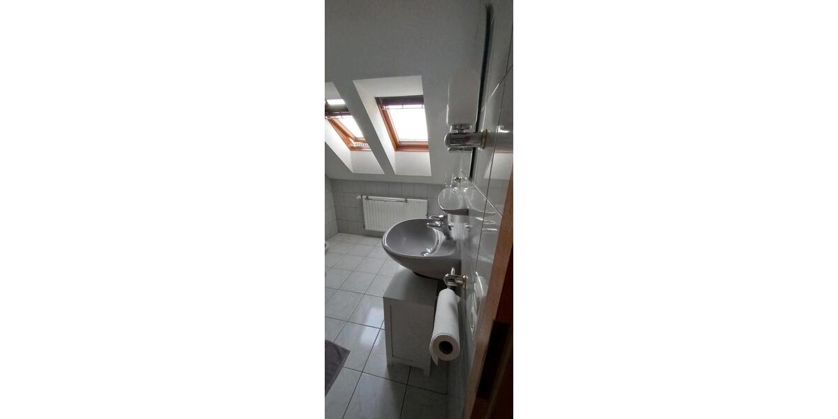 Dachgeschoßwohnung Saarwellingen - 2 Zimmer, 60 m&sup2;, 620&euro; | Angebot:26635861