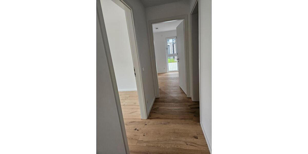 Terrassenwohnung Bad Kreuznach Bad Münster am Stein-Ebernburg - 3 Zimmer, 90 m&sup2;, 1.200&euro; | Angebot:26670997