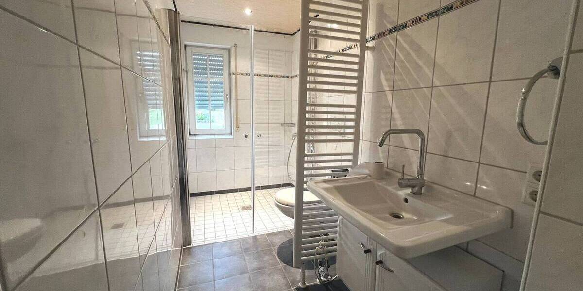 Etagenwohnung Waldshut-Tiengen Waldshut - 2 Zimmer, 62 m&sup2;, 750&euro; | Angebot:26629625