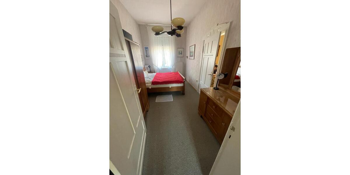 Hochparterre Zerbst (Anhalt) - 2 Zimmer, 63 m&sup2;, 335&euro; | Angebot:26049075