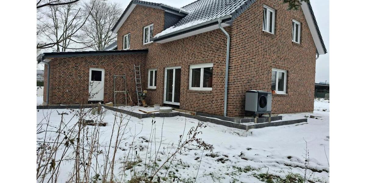 Doppelhaushälfte Horst (Holstein) - 4.5 Zimmer, 108 m&sup2;, 1.620&euro; | Angebot:24743078