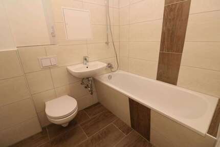 Wohnung zum Mieten in Freiberg 329 € 44.92 m² 2 zimmer