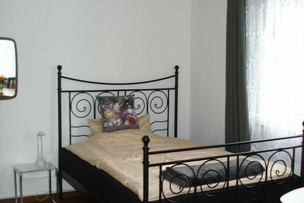 Wohnen auf Zeit Dieblich - 1 Zimmer, 25 m&sup2;, 660&euro; | Angebot:12309054