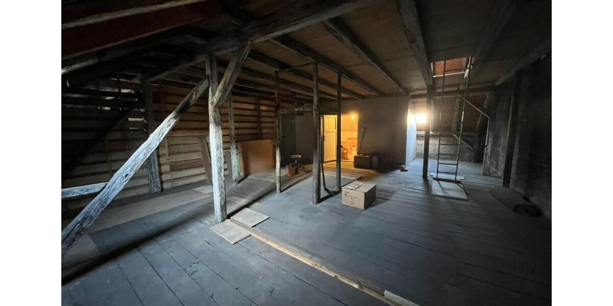 Einfamilienhaus Hof Altstadt - 4 Zimmer, 140 m&sup2;, 1.350&euro; | Angebot:24979349