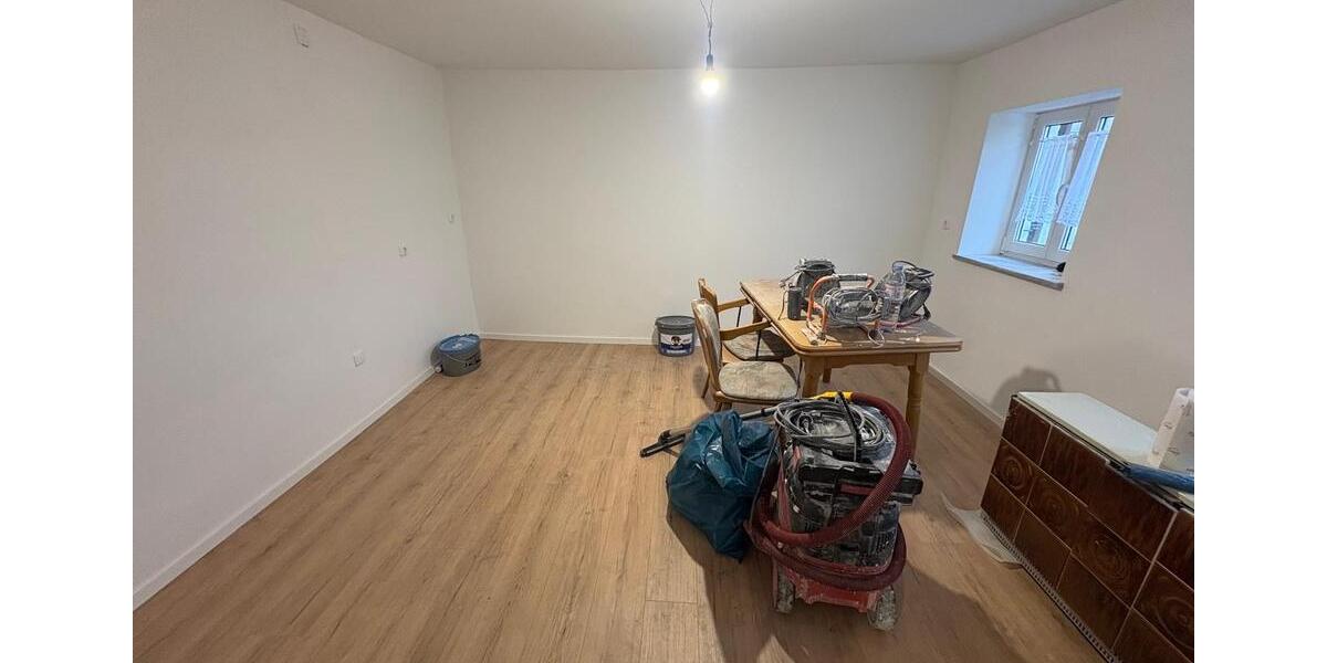 Etagenwohnung Gersthofen - 1 Zimmer, 85 m&sup2;, 650&euro; | Angebot:24847311