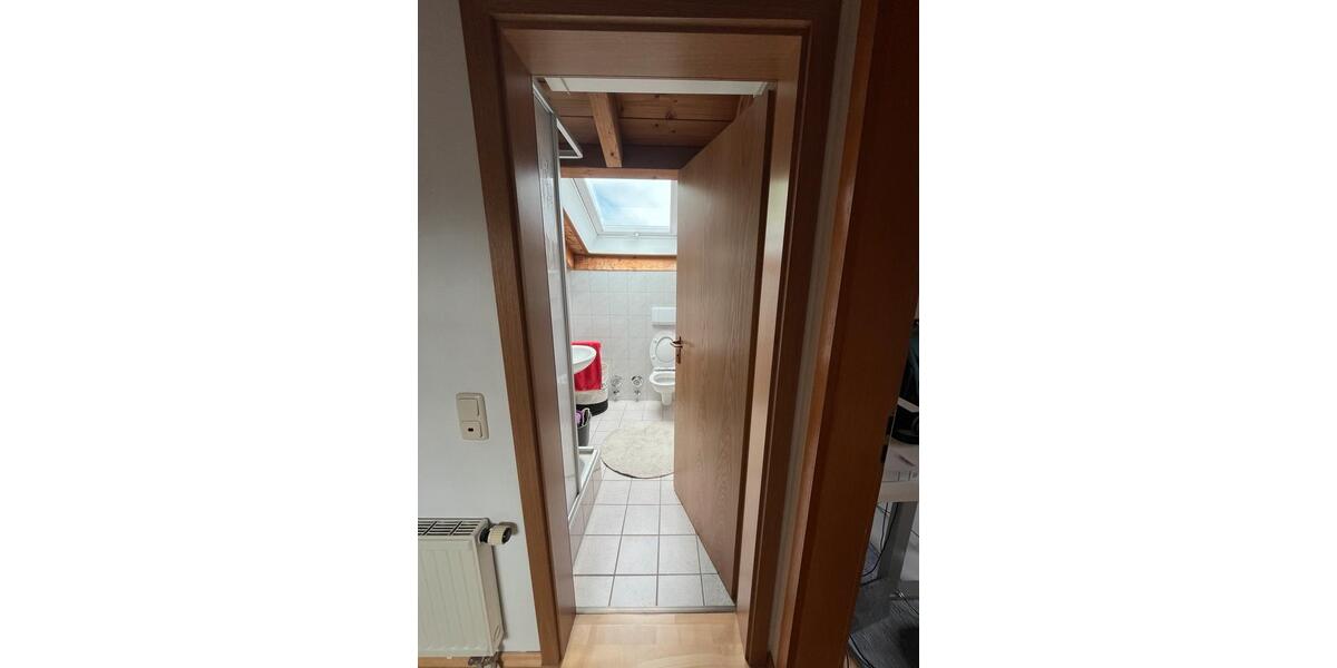 Dachgeschoßwohnung Murnau am Staffelsee - 2 Zimmer, 38 m&sup2;, 730&euro; | Angebot:26656328