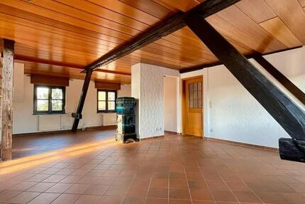 Wunderschöne, lichtdurchflutete Altbauwohnung 5 zimmer