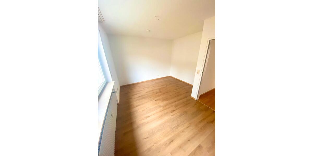 Etagenwohnung Weil am Rhein - 3 Zimmer, 90 m&sup2;, 1.200&euro; | Angebot:26545772