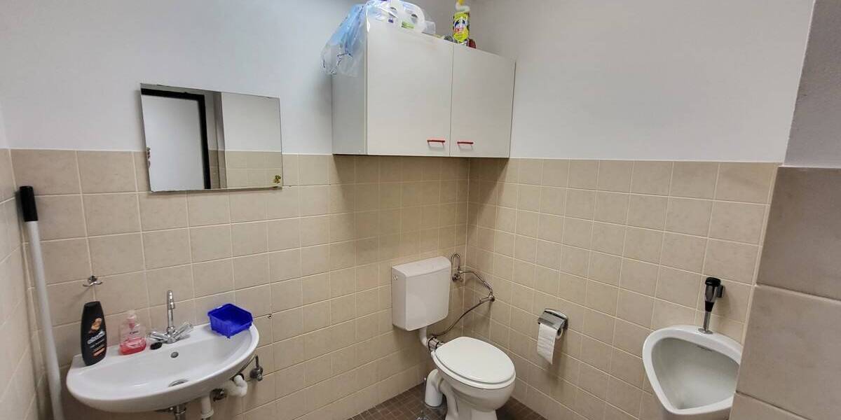 Gewerbeobjekt Lübeck / Sankt Lorenz Nord St. Lorenz Nord - 2 Zimmer, 73 m&sup2;, 1.300&euro; | Angebot:25670276