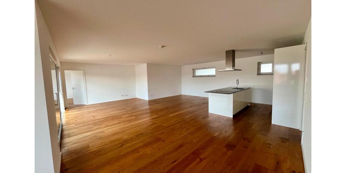 Einfamilienhaus Weinsberg - 3 Zimmer, 141 m&sup2;, 1.800&euro; | Angebot:24719605