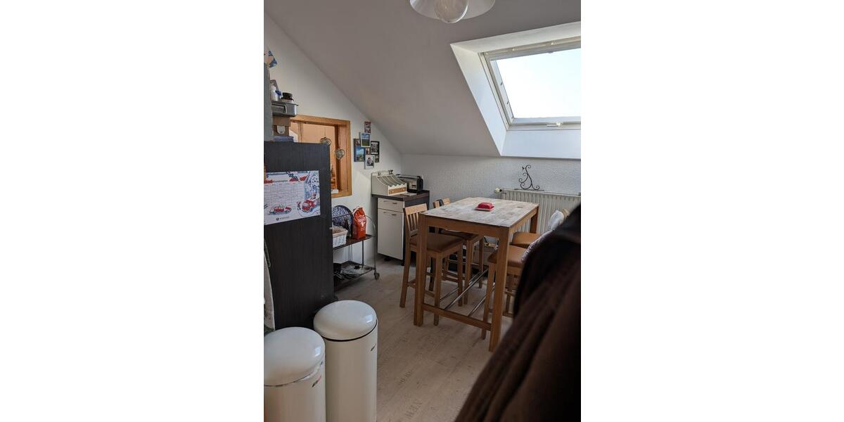 Dachgeschoßwohnung Delligsen - 3 Zimmer, 88 m&sup2;, 440&euro; | Angebot:26537974
