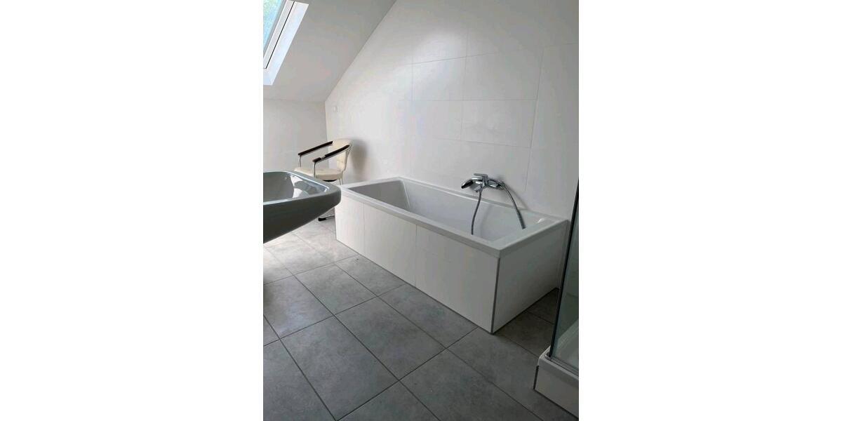 Dachgeschoßwohnung Reichelsheim (Wetterau) - 4 Zimmer, 85 m&sup2;, 950&euro; | Angebot:26639027