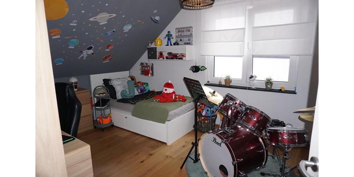 Einfamilienhaus Malsfeld - 5 Zimmer, 135 m&sup2;, 1.850&euro; | Angebot:26445208