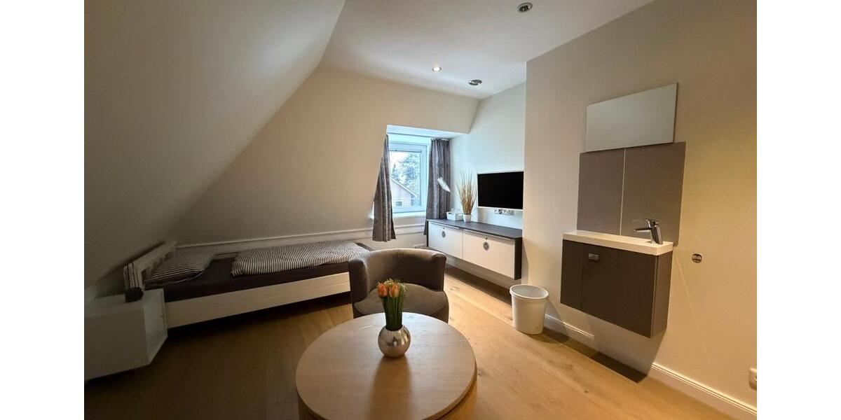 Dachgeschoßwohnung Molfsee - 4 Zimmer, 74 m&sup2;, 600&euro; | Angebot:24876335