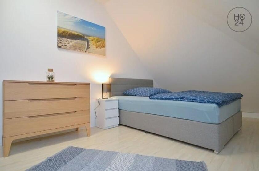 Schönes Zimmer in 3er-WG - zentrale Lage, 2 Min. zum ÖPVN
