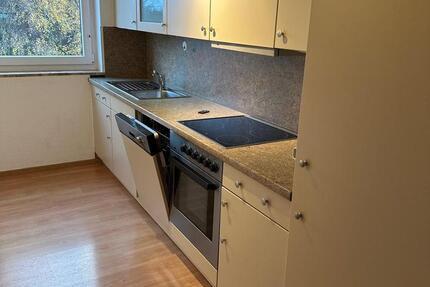 Schöne 3-Zimmer Wohnung im Zentrum mit Balkon und Tiefgarage 3 zimmer