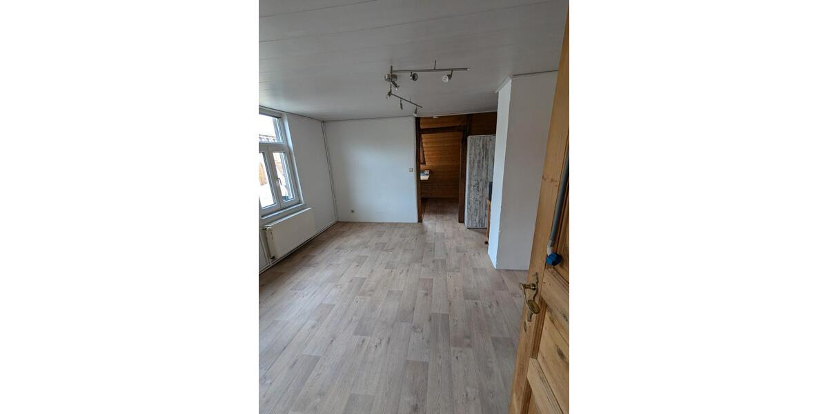Dachgeschoßwohnung Blankenburg (Harz) - 1 Zimmer, 25 m&sup2;, 220&euro; | Angebot:26021681