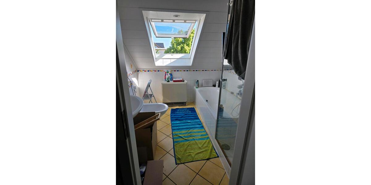 Dachgeschoßwohnung Waghäusel - 2 Zimmer, 90 m&sup2;, 975&euro; | Angebot:26676215