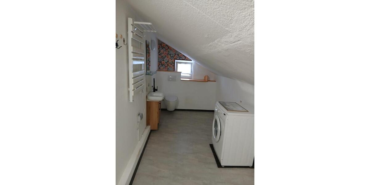 Etagenwohnung Pfronten - 2.5 Zimmer, 75 m&sup2;, 1.100&euro; | Angebot:25642020