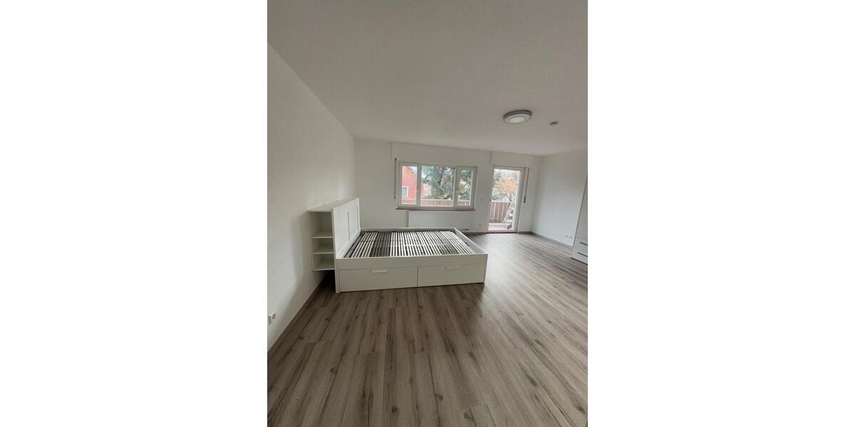 Wohnen auf Zeit Stuttgart Sillenbuch - 3 Zimmer, 71 m&sup2;, 665&euro; | Angebot:26453298