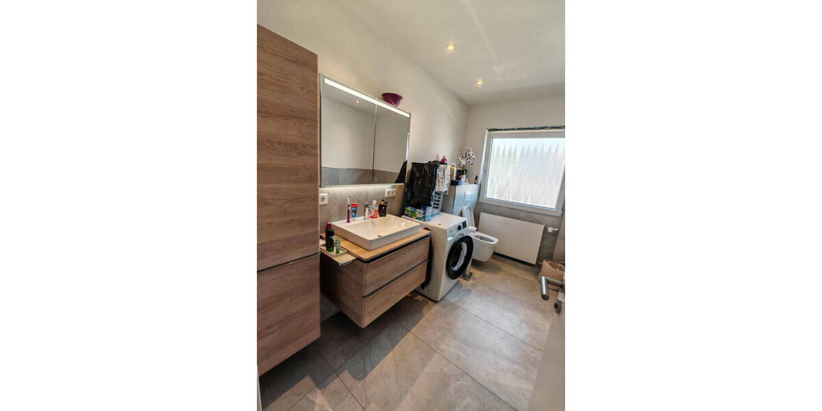 Etagenwohnung Heppenheim Kirschhausen - 4 Zimmer, 134 m&sup2;, 1.400&euro; | Angebot:26150676