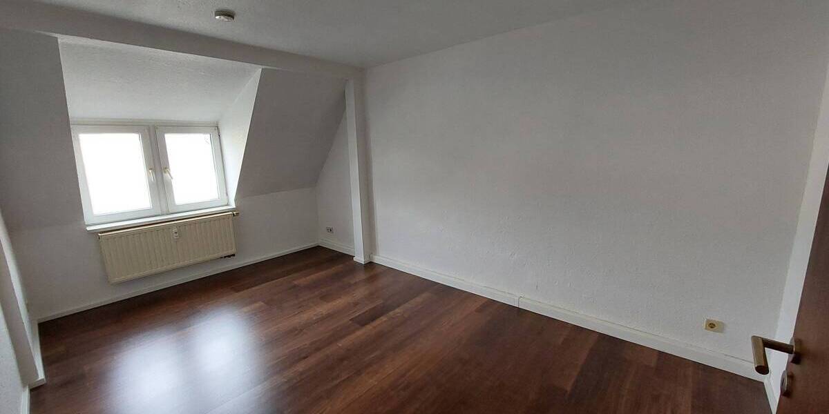 Etagenwohnung Roßwein - 2 Zimmer, 39 m&sup2;, 200&euro; | Angebot:25686217