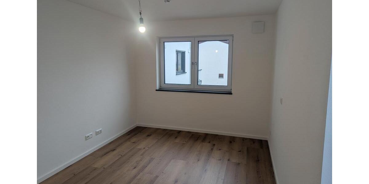 Etagenwohnung Mitterfels - 2 Zimmer, 73 m&sup2;, 870&euro; | Angebot:25148704