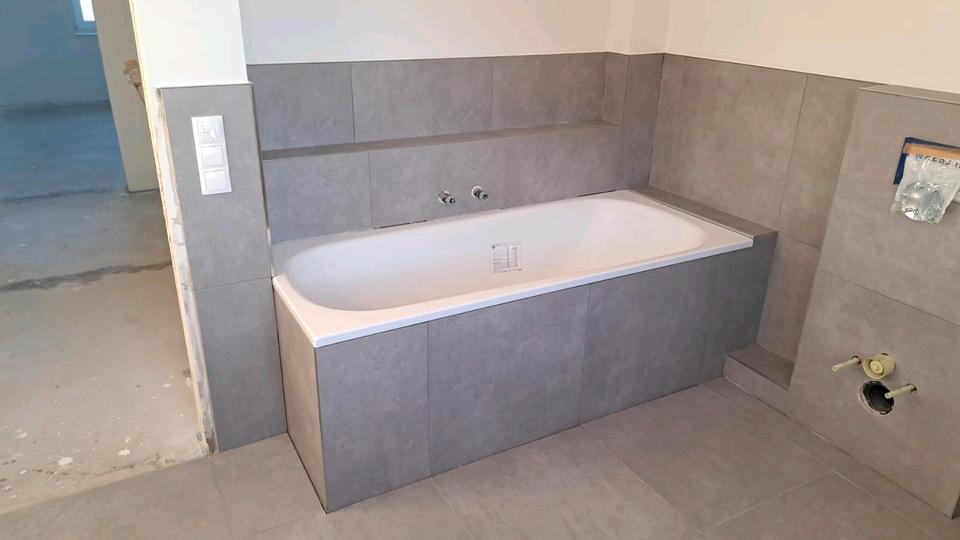 Neubau Erstbezug 7 freie Reihenhäuser an Feldrandlage 4 zimmer