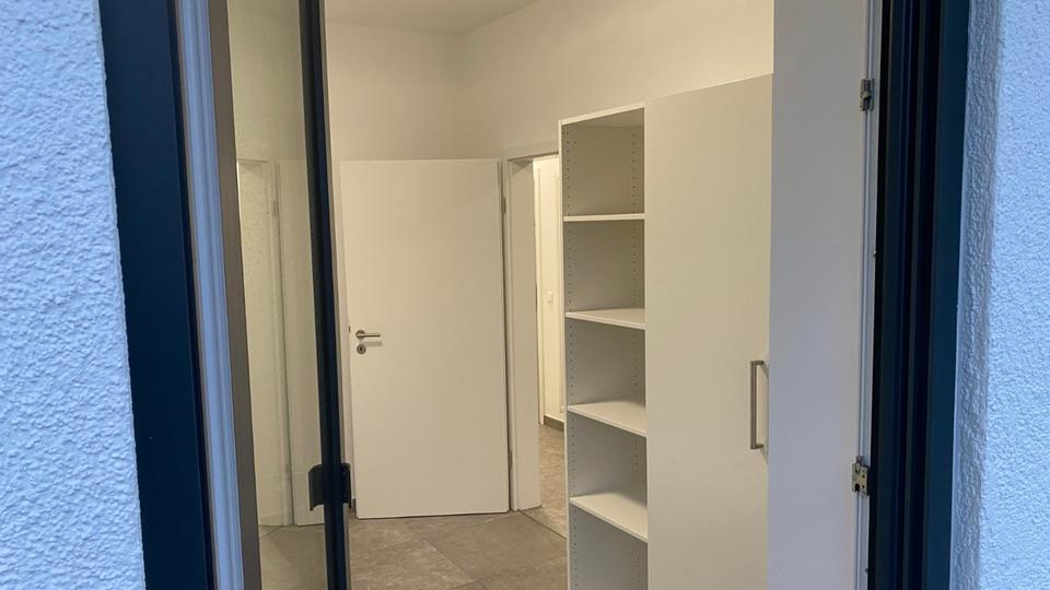 Wohnen auf Zeit Frankfurt am Main Bonames - 2 Zimmer, 30 m&sup2;, 675&euro; | Angebot:24118272
